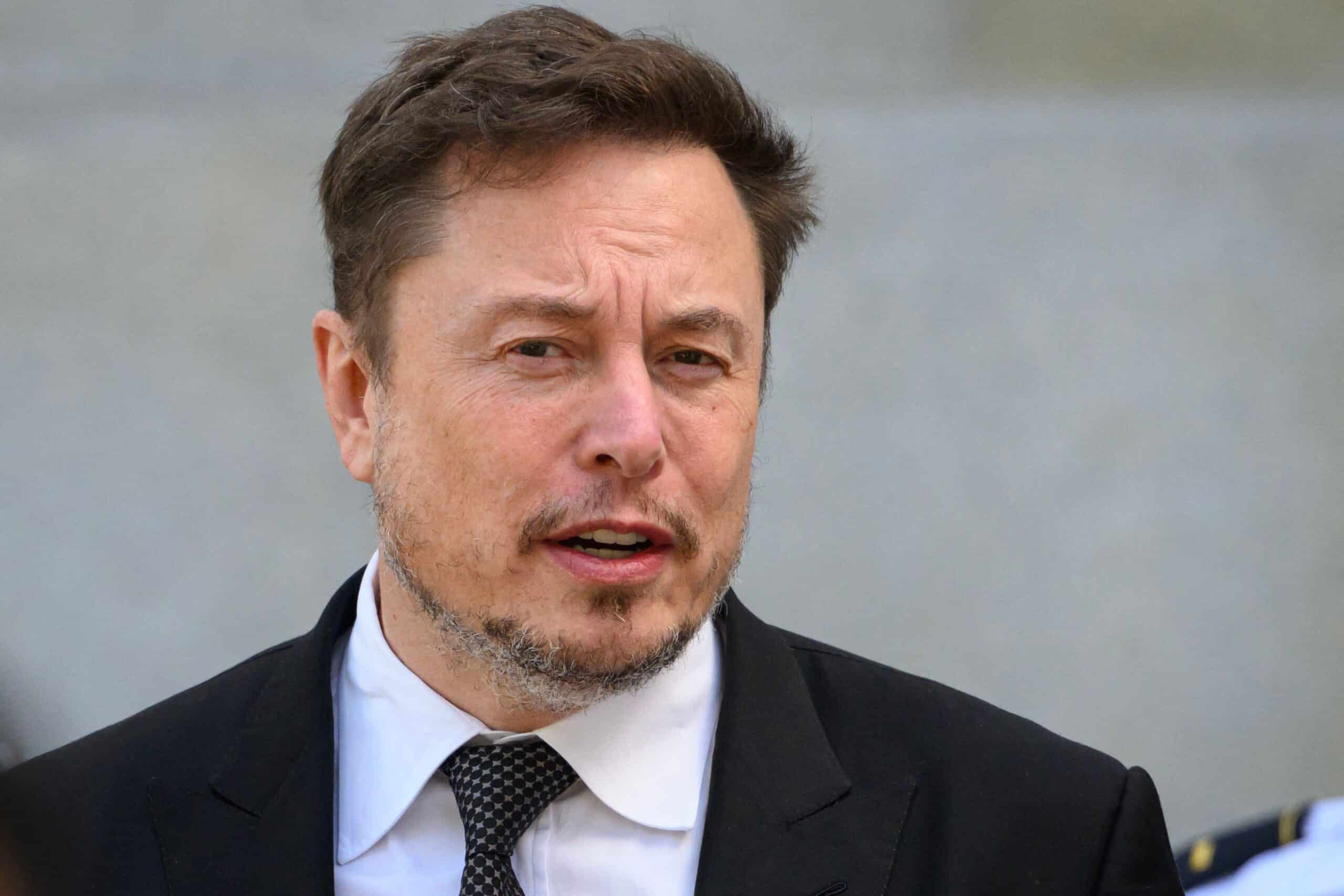 Perché gli utenti minacciano di lasciare Twitter mentre Elon Musk prende il sopravvento